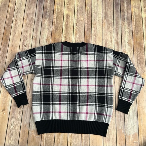 Tahari Plaid Pullover Sweater | Size M - Picture 2 of 4